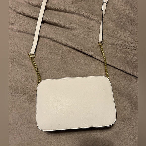 Michael Kors Jet Set Medium Crossbody Purse - Picture 6 of 10